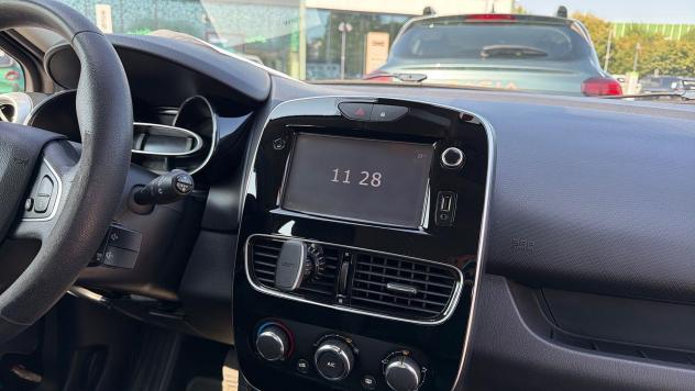 Renault Clio IV 2017 Sporter Sporter 1.5 dCi Energy 90cv Duel EDC - Foto 8