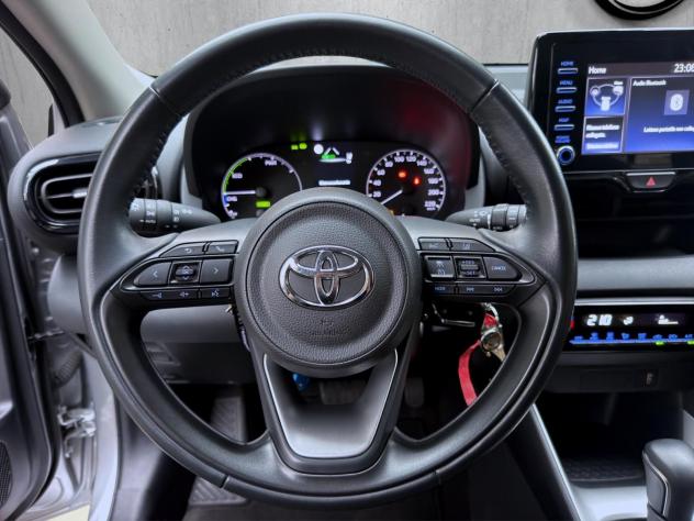 Toyota Yaris Hybrid Active MY22 116cv - PROMO - Foto 10