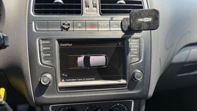 Volkswagen Polo 1.0 75cv MPI Comfortline SENSORI DI PARCHEGGIO ANTERIORI E POSTERIORI|12 MESI DI GARANZIA| - Foto 8