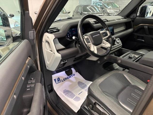 LAND ROVER Defender (2019) Defender 110 2.0 SD4 240CV AWD Auto S - Foto 10