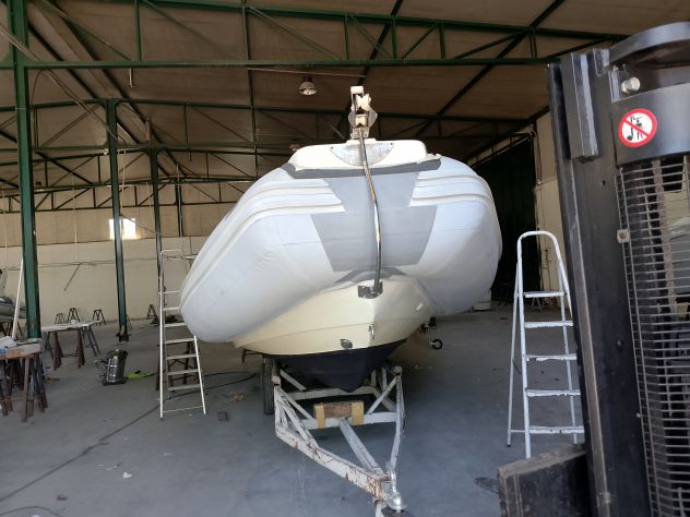 gommone lomac 700 + mercury 115 totalmente ristrutturato come nuovo - Foto 2