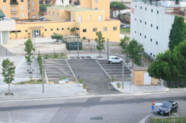 Locale ufficio panoramico 160 mq euro 699 mese - Foto 10