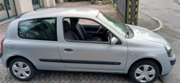 Renault Clio 1.2 benzina neopatentati - Foto 5