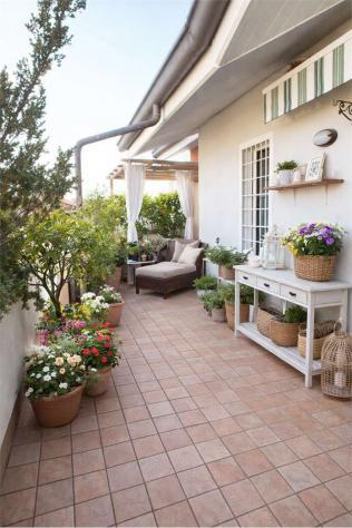 V001476 - ULTIMO PIANO SU DUE LIVELLI CON TERRAZZO 50 MQ