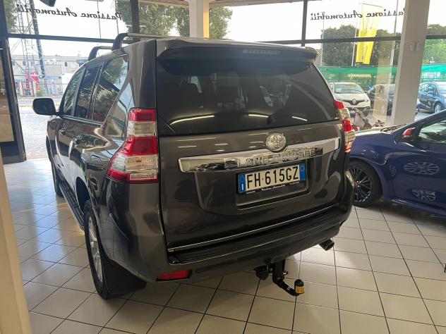Toyota Land Cruiser 5p 2.8 d-4d Lounge AUTOMATICA + GANCIO TRAINO IVA ESCLUSA - Foto 6