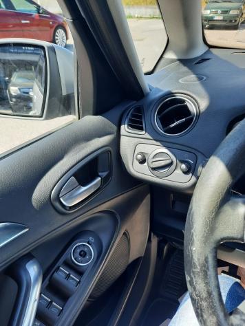 Ford S-Max 2.0 TDCi 140CV Titanium DPF 7 POSTI - Foto 2
