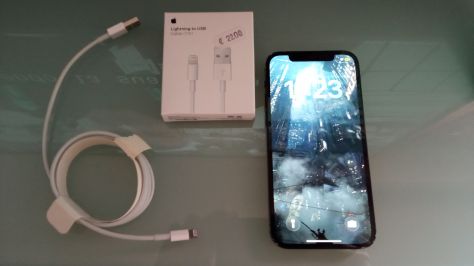 Iphone 12 128 gb + cavetto.