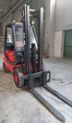 Carrello elevatore Linde mod H 25 D - Foto 4