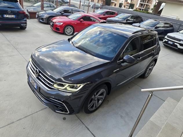 Volkswagen Tiguan 2.0 tdi R-Line 150cv dsg - Foto 2