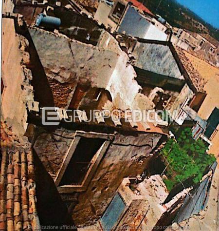 Magazzini e locali di deposito in vendita a Noto - Rif. 4552147