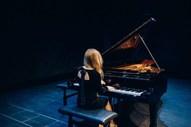 Organista, soprano e violinista - Foto 2