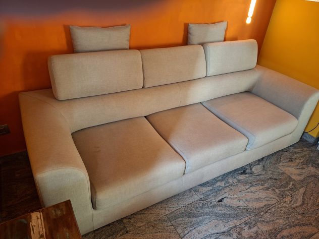 Divano moderno a tre posti - Foto 2