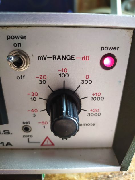 MILLIVOLTOMETRO RACAL-DANA 9301A - Foto 2