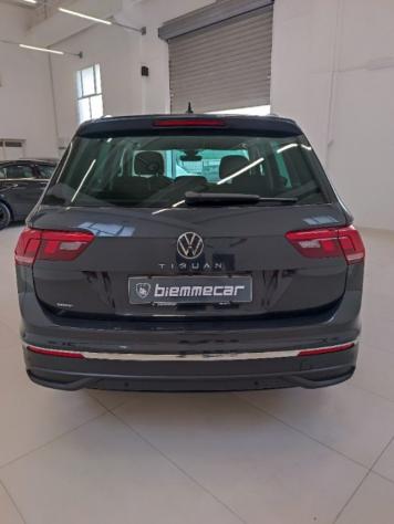 VOLKSWAGEN Tiguan 2.0 TDI 150 CV SCR DSG Life i.e rif. 23698801 - Foto 6
