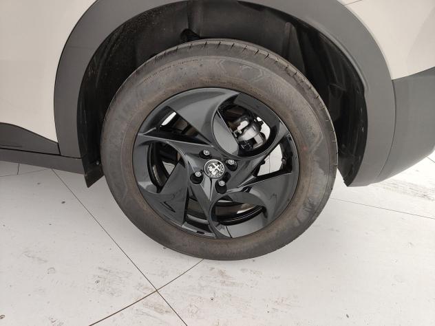 Alfa Romeo Junior Ibrida My25 Ibrida 1.2145cv Hybrid Edct6 - Foto 10