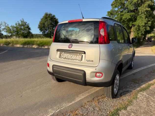 Fiat Panda 0.9 TwinAir Turbo Natural Power Trekking - Foto 4