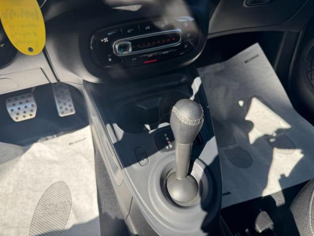 SMART ForTwo 1.0cc 71cv AUTOMATICA CRUISE CONTROL rif. 24149337 - Foto 9