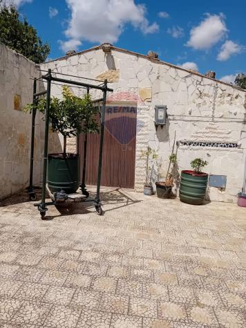 Casa Indipendente in vendita a Buccheri