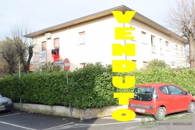 APPARTAMENTO di 2 vani e di 80 mq (CAVENAGO DI BRIANZA) rif. IGC 2 LOCALI 77