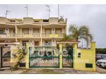 Villa di 204 m² con più di 5 locali e box auto doppio in vendita a Mola di  &hellip;