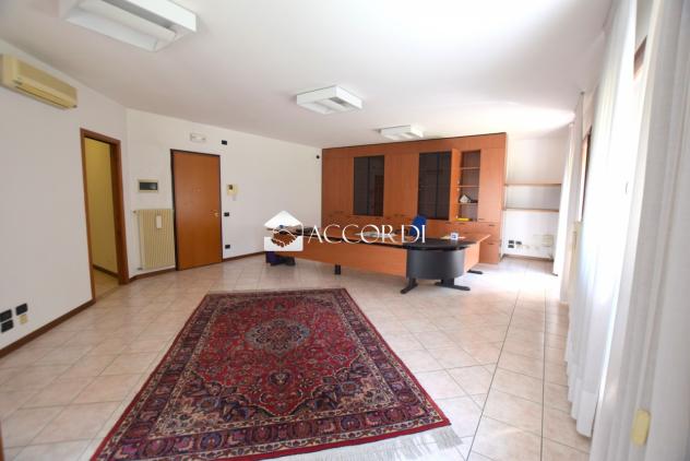 APPARTAMENTO di 3 vani e di 186 mq (MONTEBELLUNA) rif. PA313A - Foto 2
