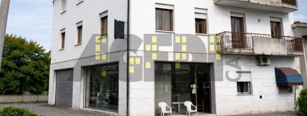 PADOVA – BASSANELLO – VIA ADRIATICA – VENDESI IMMOBILE A  DESTINAZIONE NEGOZIO