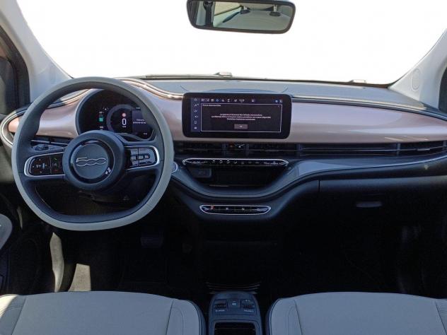 FIAT 500 LA NUOVA E 500e Berlina 500e - La Prima 320 Berlina - Foto 8
