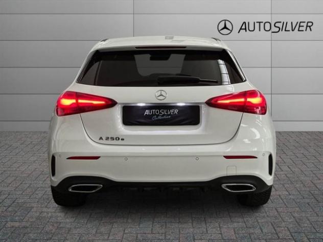 MERCEDES-BENZ A 250 e hybrid EQ AMG Line Premium rif. 24085162 - Foto 4