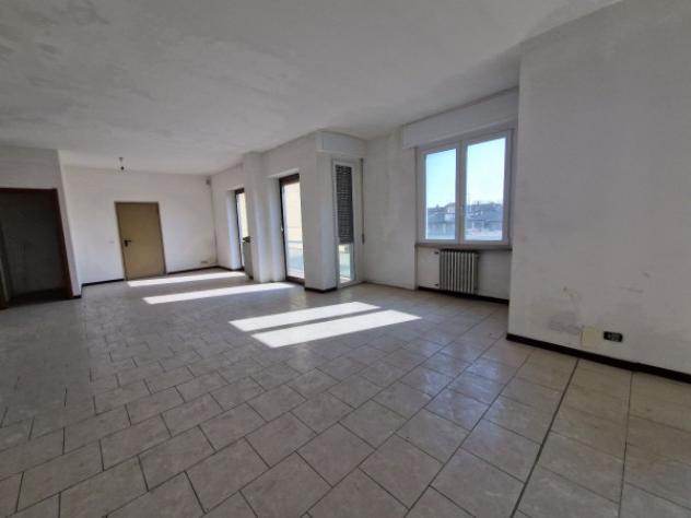 Immobile di 3700 m² con più di 5 locali in vendita a Caronno Pertusella - Foto 9