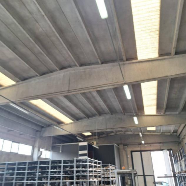 Immobile di 390 m² con 1 locale in vendita a Castelnuovo Rangone - Foto 2