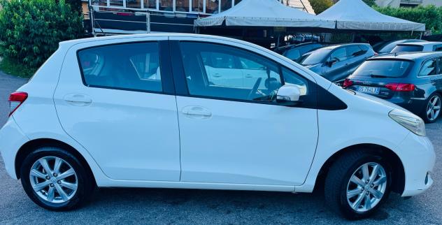 Toyota Yaris 1.0 5 porte Lounge OK NEOPATENTATI - Foto 4
