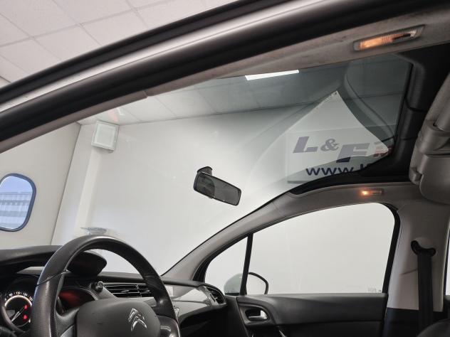 Citroën C3 1.2 VTi 82 Vanity Fair - Foto 10