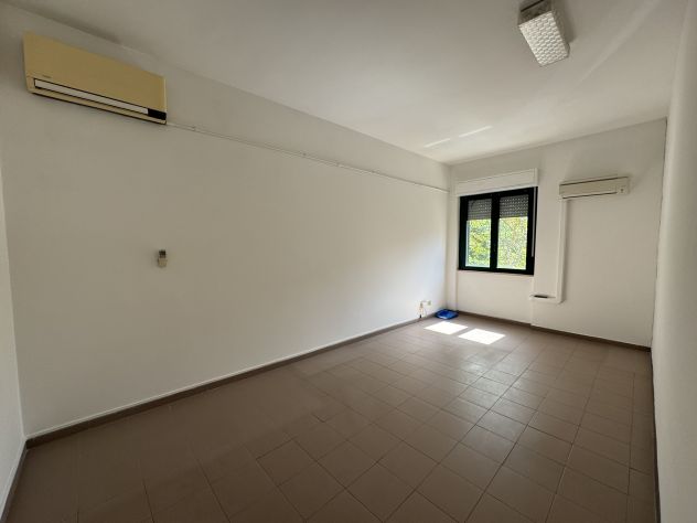 APPARTAMENTO CENTRALISSIMO CON ASCENSORE - Foto 4