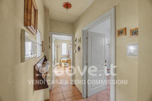Casa indipendente di 280 m² con 5 locali e box auto in vendita a Luino - Foto 13
