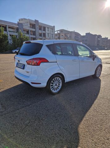 Ford BMax ecobost 1000 benzina Titanium Business - Foto 6