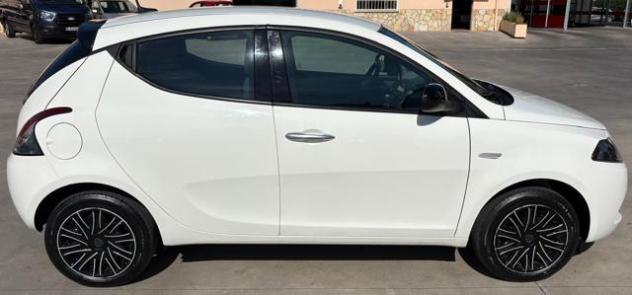 LANCIA Ypsilon 1.0 FireFly 5 porte S&S Hybrid Gold rif. 24118848 - Foto 6