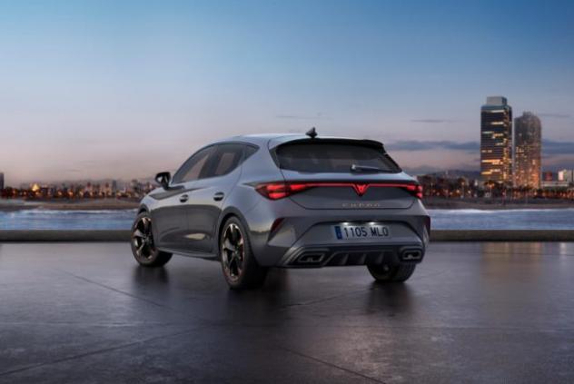 CUPRA Leon 1.5 Hybrid 150 CV DSG Edge rif. 23759922 - Foto 4