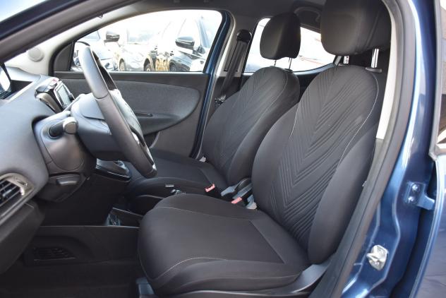 Lancia Ypsilon Ypsilon 1.0 firefly hybrid Gold s&s 70cv - Foto 8