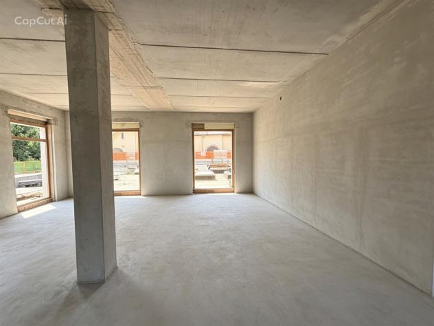 ESCLUSIVO TRILOCALE CON GIARDINO PRIVATO IN NUOVO COMPLESSO RESIDENZIALE - Foto 15