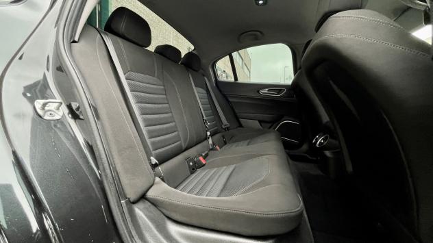 ALFA ROMEO GIULIA 2.2 TURBODIESEL EXECUTIVE 160CV - FULL LED, CAR PLAY, CRUISE CONTROL - Foto 10