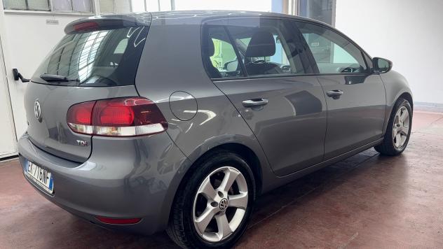 Volkswagen Golf 1.6 TDI DPF 5p. Highline - Foto 4