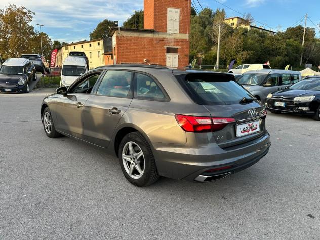 Audi A4 AVANT 2.0 TDI MHEV 163 CV S TRONIC - Foto 4