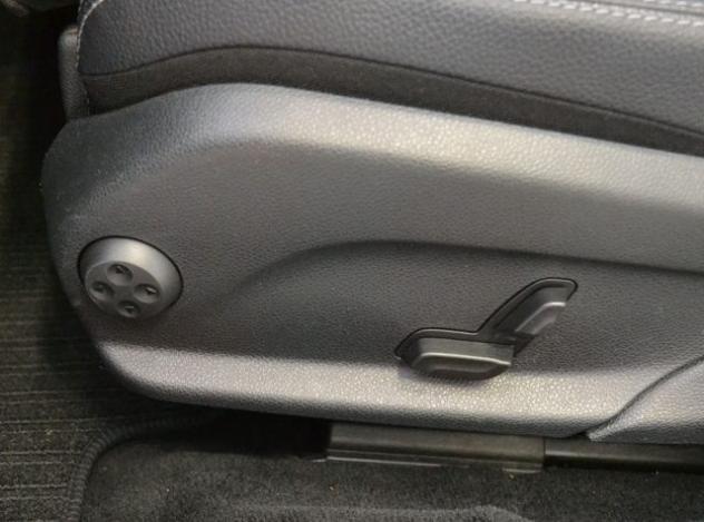 MERCEDES-BENZ C 180 Aut. Sport "Tetto-Pelle-Comand-Led-Tagliandi MB" rif. 24120200 - Foto 5