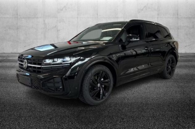VOLKSWAGEN Touareg 3.0 V6 TDI 286 CV SCR R-Line Final Edition rif. 24049646