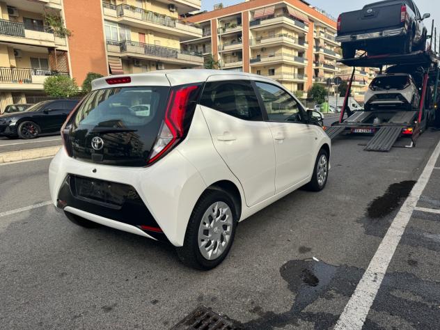 Toyota Aygo Connect 1.0 VVT-i 72 CV 5 porte x-play MMT led navi kamera - Foto 6