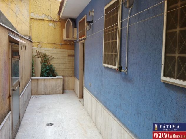 FOGGIA – VENDESI – VIA LECCE – TRATTABILE – MQ. 110 – 2 ingressi – 2 cortili - Foto 10