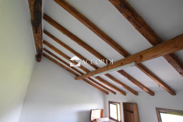 CASA INDIPENDENTE di 5 vani e di 120 mq (MONTEBELLUNA) rif. ZI146_1 - Foto 9