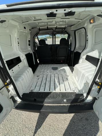 Peugeot BIPPER 1.3 HDI FURGONE 2017 - Foto 8
