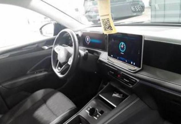 VOLKSWAGEN Tiguan 1.5 eTSI 130 CV ACT DSG Life rif. 24104688 - Foto 3