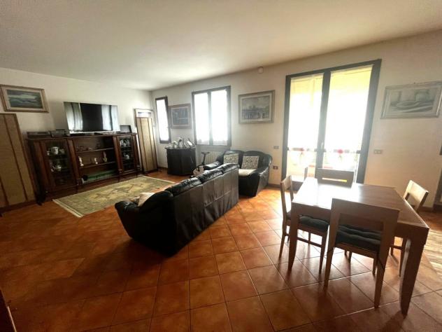 BIFAMILIARE di 5 vani e di 120 mq (CAMPI BISENZIO) rif. L1367 - Foto 5